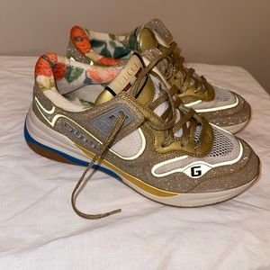 Gucci Ultrapace Sneakers